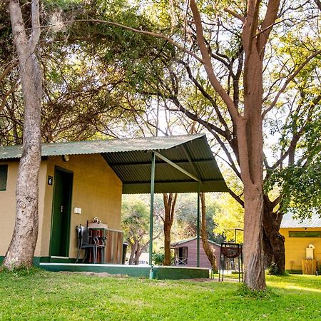 Zambezi Mubala Campsite Катима-Мулило Номер фото