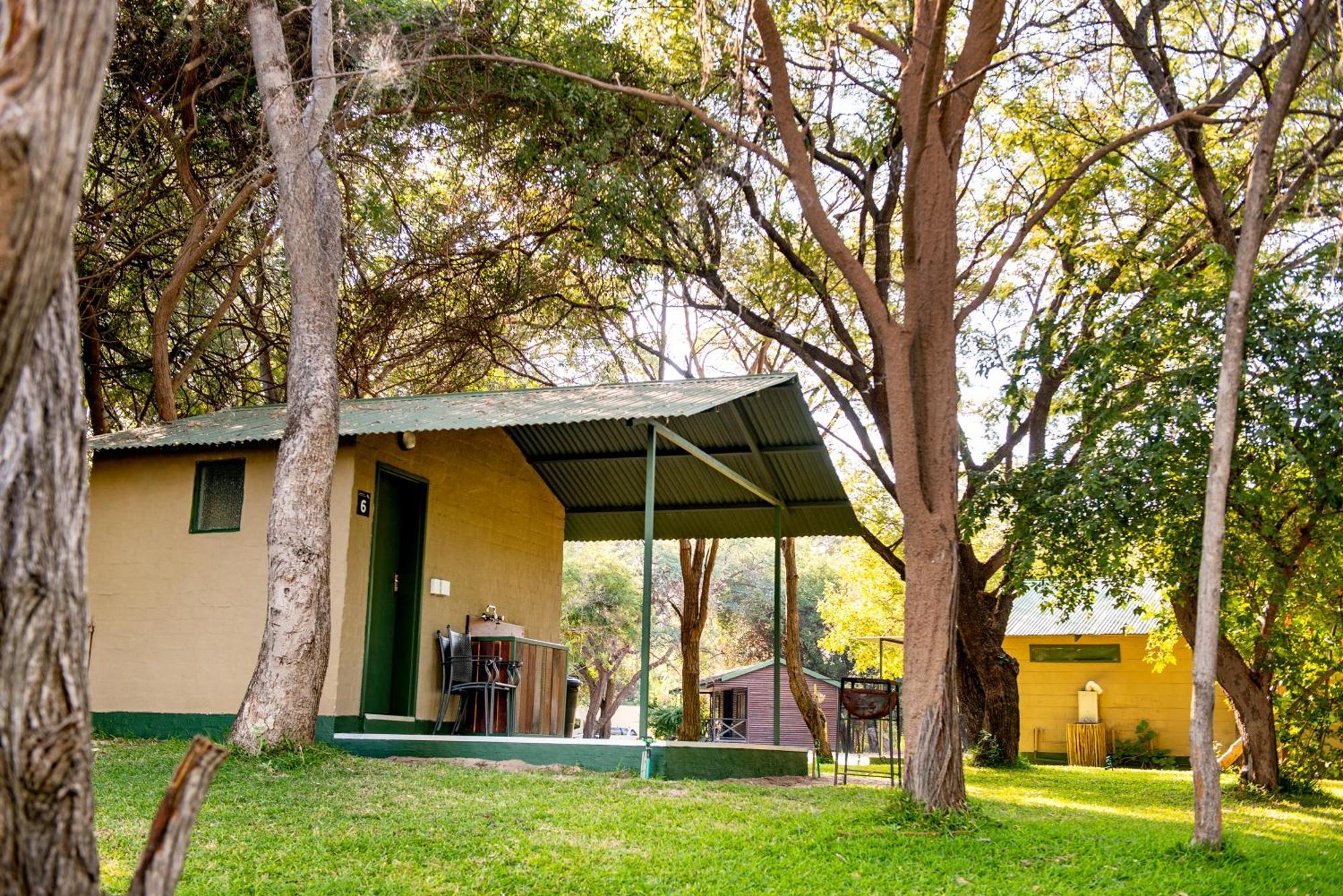 Zambezi Mubala Campsite Катима-Мулило Номер фото